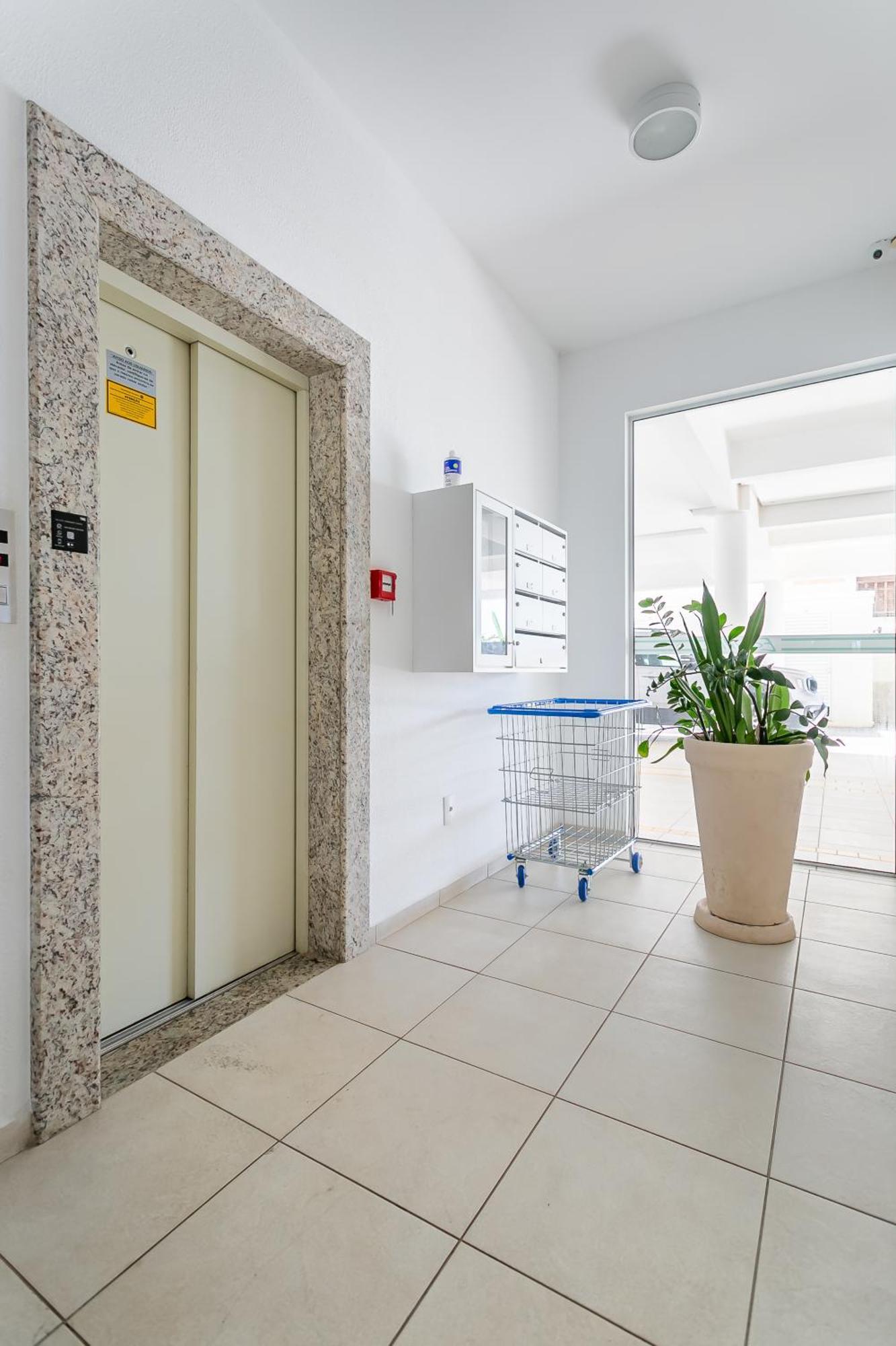 Apartamento Vista Mar No Novo Campeche フロリアノポリス エクステリア 写真